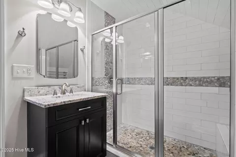 Bath - 25 Barons Dr, Pinehurst, NC 28374 photo 5 of 8