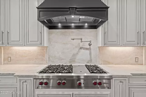 Kitchen - 25 Barons Dr, Pinehurst, NC 28374 photo 7 of 7