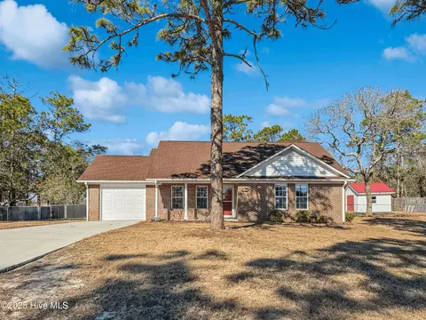 316 Raye Dr, Wilmington, NC 28412