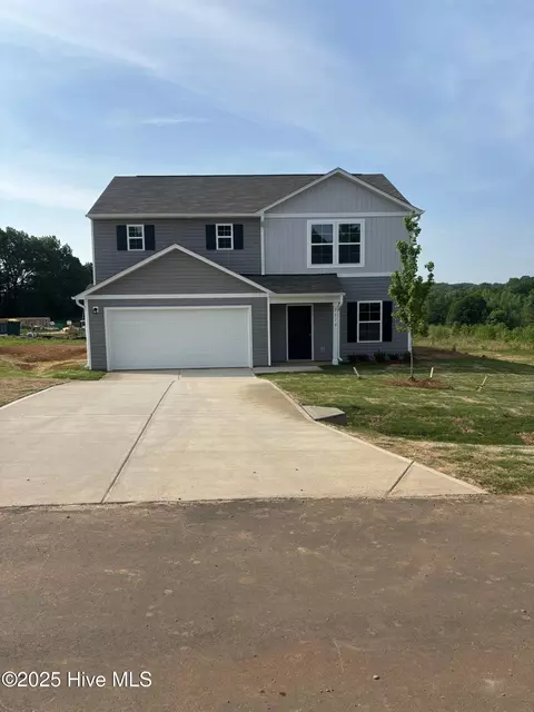 7519 Tanager Dr, Snow Camp, NC 27349