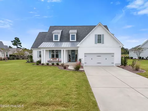5273 Barcroft Lake Dr, Leland, NC 28451