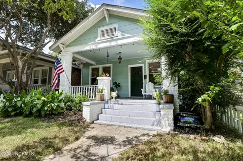 1911 Pender Ave, Wilmington, NC 28403