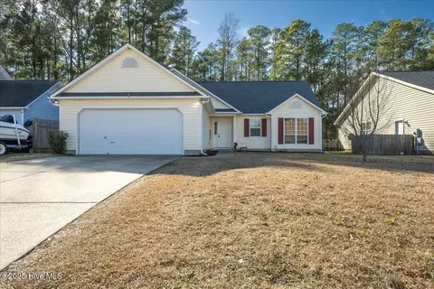 134 S Forest Dr, Havelock, NC 28532