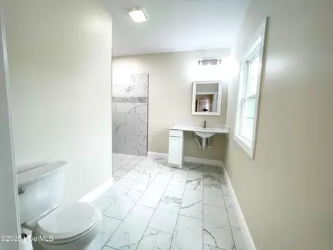 148 Ives Ln, Kinston, NC 28501 photo 27