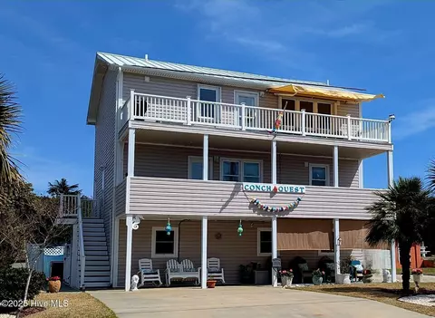 128 Eastview Dr, Emerald Isle, NC 28594