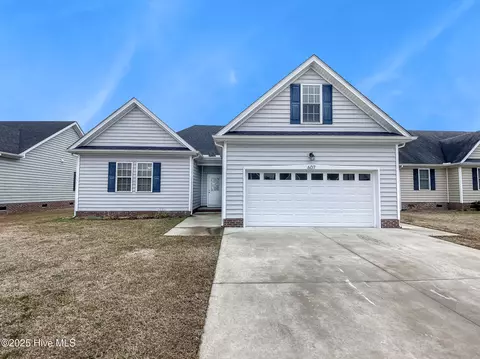 607 Millbrooke Cir, Elizabeth City, NC 27909