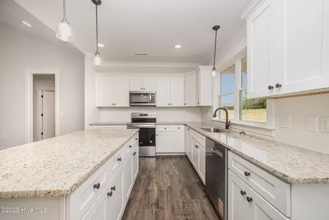 87 Tee Dr, Selma, NC 27576 photo 9
