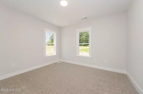 87 Tee Dr, Selma, NC 27576 photo 22