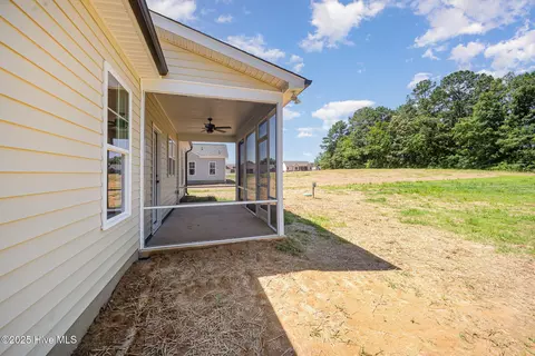 87 Tee Dr, Selma, NC 27576 photo 28