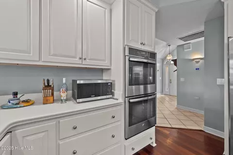 Kitchen - 121 Coots Trl, Hampstead, NC 28443 photo 6 of 6