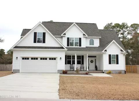 308 Ardan Oaks Dr, Cape Carteret, NC 28584
