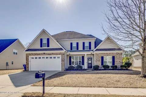 739 Megan Dr, Greenville, NC 27834