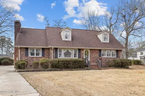 108 Myrtle Pl, Jacksonville, NC 28540