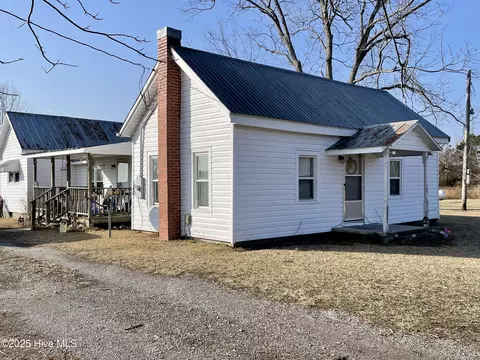 1095 Harrell St, Williamston, NC 27892 photo 6