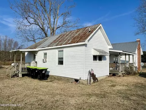 1095 Harrell St, Williamston, NC 27892 photo 5