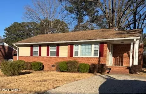 304 Lillian Rd W, Wilson, NC 27893