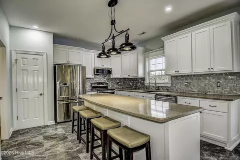 112 Doxey Creek Rd, Currituck, NC 27929