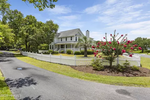 142 Gazebo Ct, Wilmington, NC 28409
