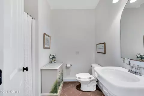 Bath - 103 Bell Farm Ln, Hampstead, NC 28443 photo 11 of 11