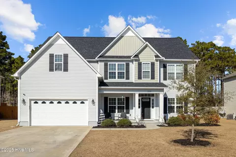208 Independence Blvd, Newport, NC 28570