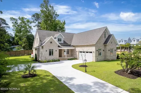 6201 Richard Bradley Dr, Wilmington, NC 28409
