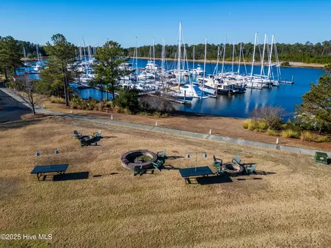 776 E Harborside Dr, Oriental, NC 28571 photo 25