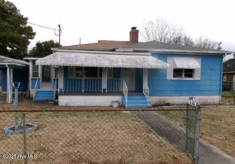 804 Washington St, Elizabeth City, NC 27909