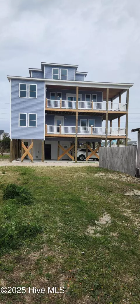 7604 8th Ave, North Topsail Beach, NC 28460