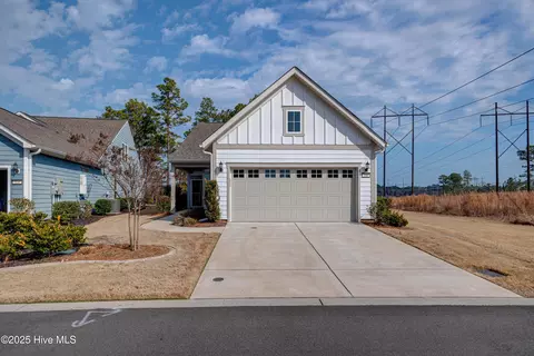 316 Benton Rd, Wilmington, NC 28412