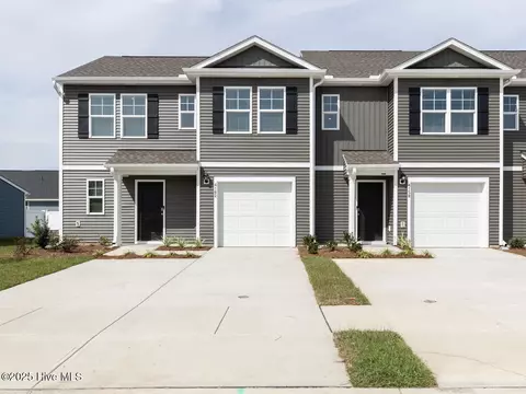 134 N Grassland Rd UNIT 8, Surf City, NC 28445