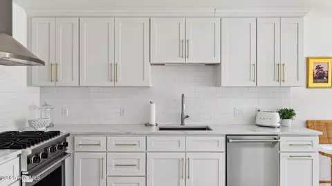 Kitchen - 63 Greyabbey Dr, Pinehurst, NC 28374 photo 2 of 4