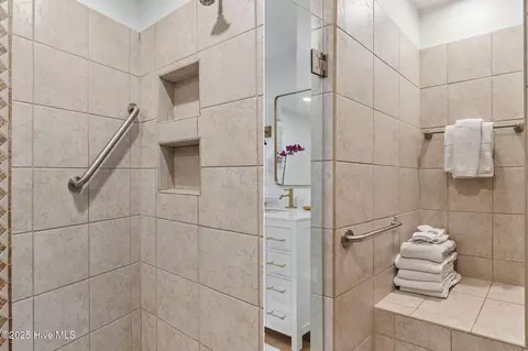 Bath - 63 Greyabbey Dr, Pinehurst, NC 28374 photo 2 of 3