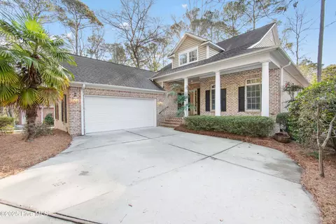 8710 Bardmoor Cir, Wilmington, NC 28411