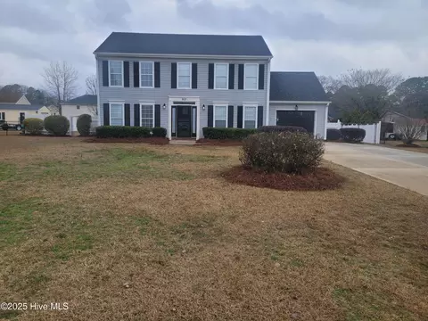 903 Pamela Dr, Kinston, NC 28504