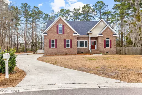 10104 Bedrock Cir SE, Leland, NC 28451