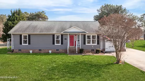1207 Stacie Dr, Elizabeth City, NC 27909