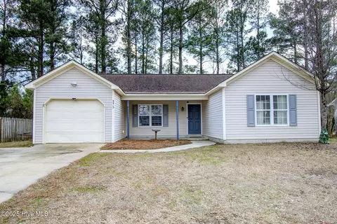 9413 Cottonwood Ln SE, Leland, NC 28451