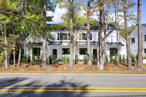 208 Beasley Rd #A, Wilmington, NC 28409