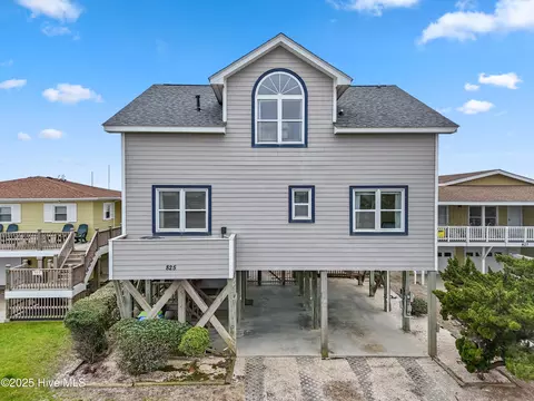 825 Ocean Blvd W, Holden Beach, NC 28462