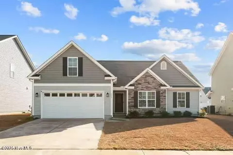 333 Sequoia Dr, Greenville, NC 27858