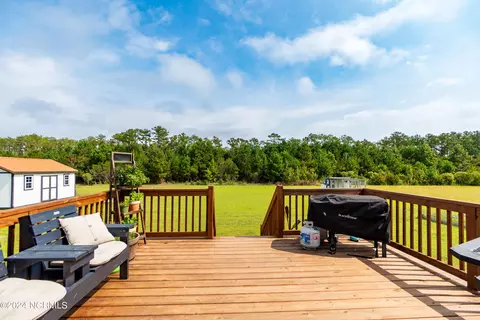 Exterior - 135 Otter Loop, Barco, NC 27917 photo 4 of 6