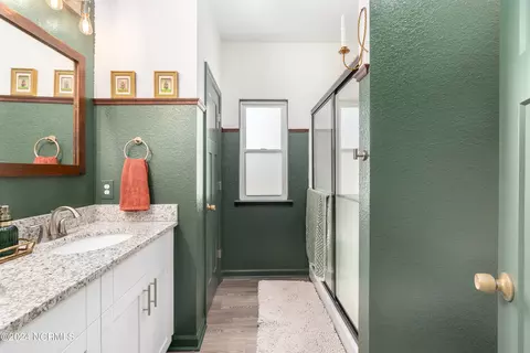 Bath - 135 Otter Loop, Barco, NC 27917 photo 1 of 3