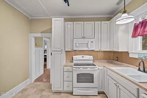 Kitchen - 102 E 13th St, Washington, NC 27889 photo 1 of 2