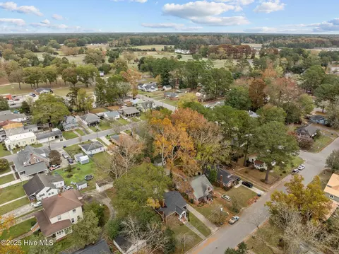 View/Area - 102 E 13th St, Washington, NC 27889 photo 6 of 8