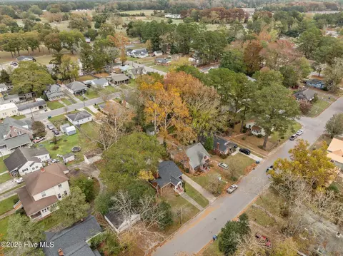 View/Area - 102 E 13th St, Washington, NC 27889 photo 7 of 8