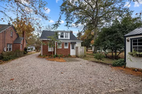 Exterior - 102 E 13th St, Washington, NC 27889 photo 1 of 6