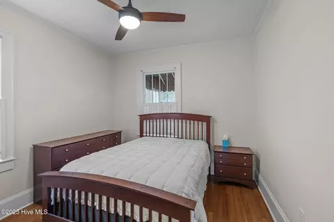Bedroom - 102 E 13th St, Washington, NC 27889 photo 3 of 3