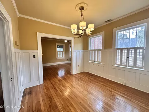 Dining - 102 E 13th St, Washington, NC 27889 photo 1 of 1