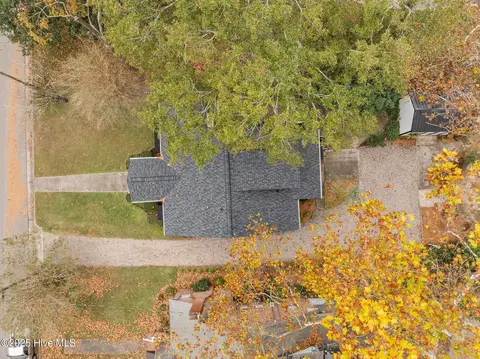 View/Area - 102 E 13th St, Washington, NC 27889 photo 1 of 8