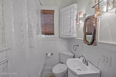 Bath - 102 E 13th St, Washington, NC 27889 photo 2 of 2